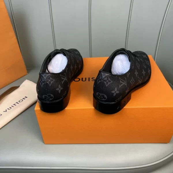 Louis Vuitton Loafers - LLV46