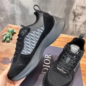 B25 RUNNER SNEAKER BLACK SUEDE AND TECHNICAL MESH WITH BLACK AND WHITE DIOR OBLIQUE CANVAS - CD123