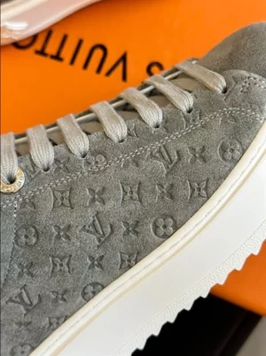 LV TIME OUT SNEAKERS – LSVT289