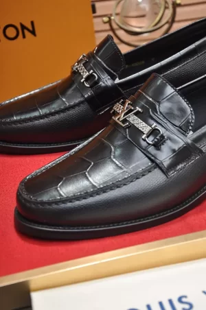 Louis Vuitton Loafers - LLV50
